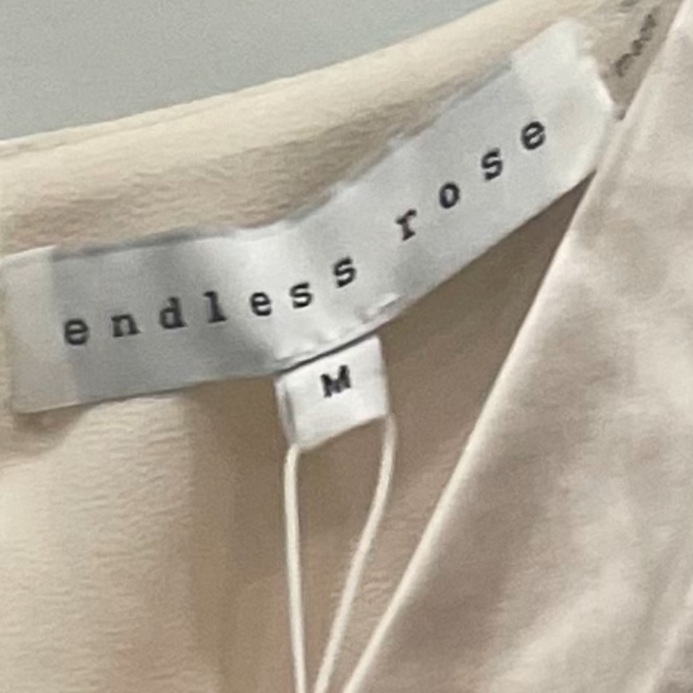 ENDLESS ROSE SATIN RUCHED TOP NEW - Picture 9 of 9